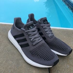 Adidas Originals Swift Run size 12